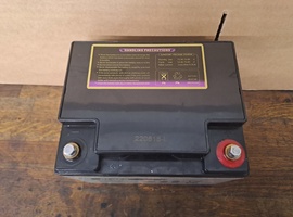 Baterija za viličar 12V 45Ah – iz vrha