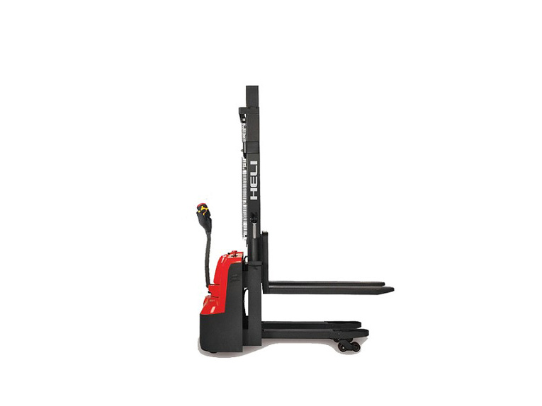 Električni paletni viličar HELI CDD12R-S z inicialnim dvigom omogoča prehod z tudi čez robnike ali previse.