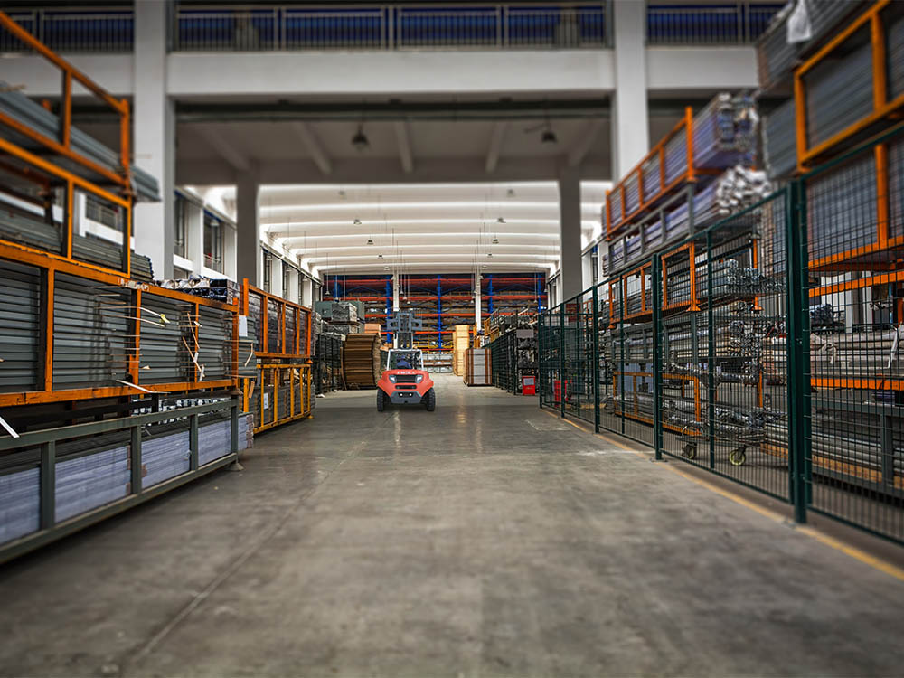 Dolgoročni najem viličarja nekaterim predstavlja boljšo odločitev.